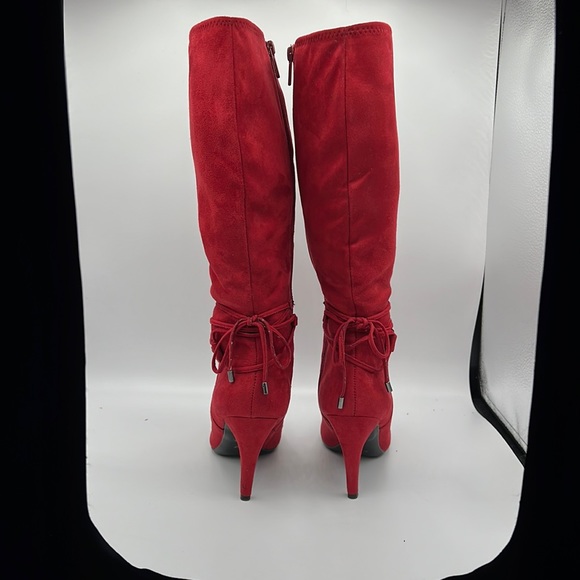 Tall Red Boots - Picture 2 of 4